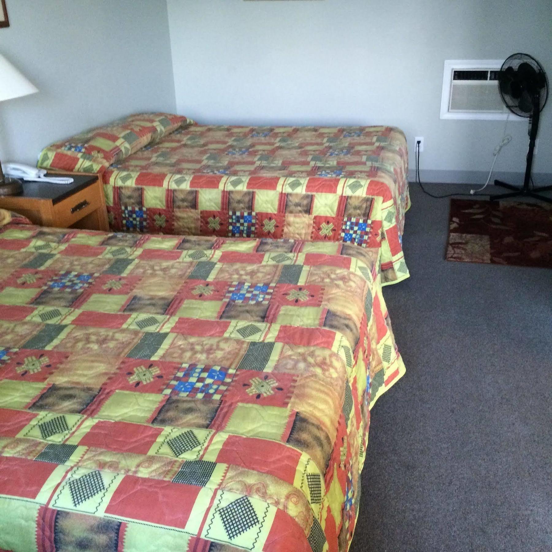 Raccoon Lodge Motel Sylvan Lake Luaran gambar